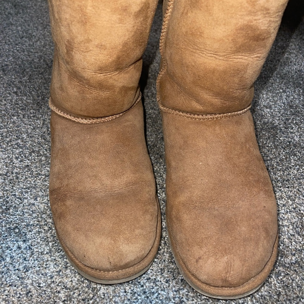 Tall Bailey Bow Uggs